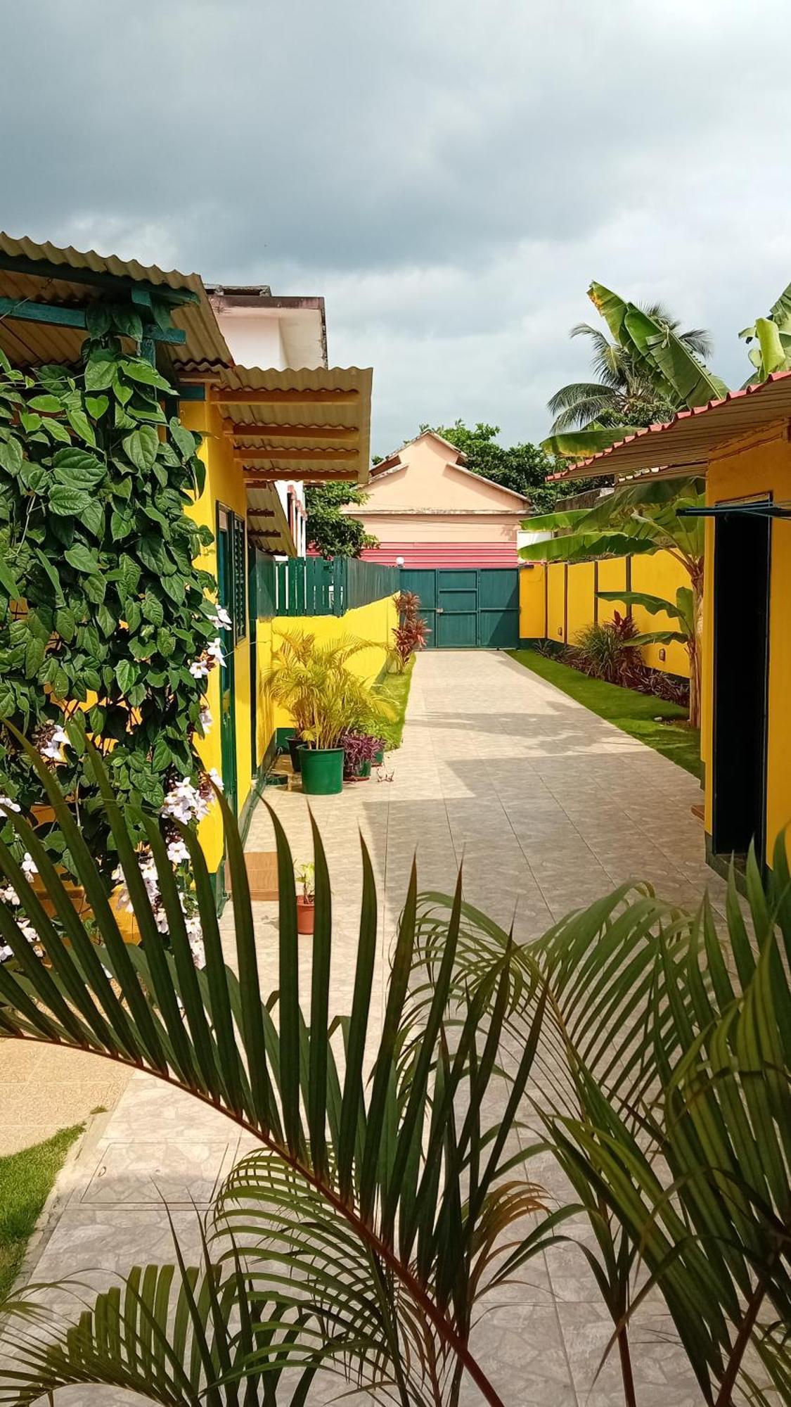 Residencialdes Bed & Breakfast Sao Tome Exterior foto