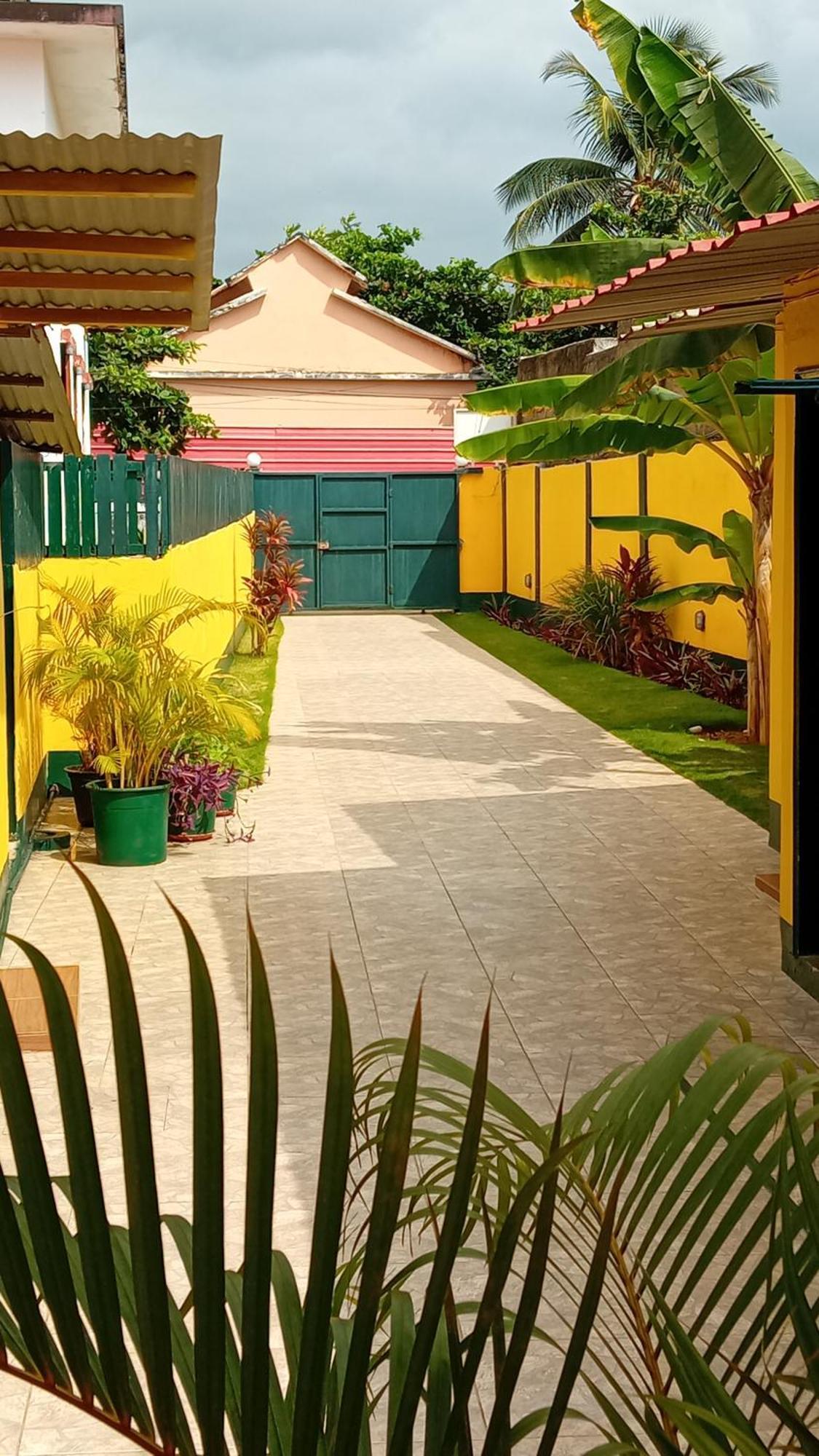 Residencialdes Bed & Breakfast Sao Tome Exterior foto